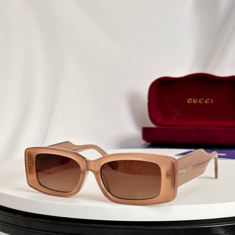 Gucci Sunglasses 205